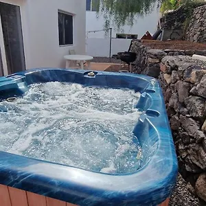  Сasa de vacaciones Casa Geminis, Relax, Sol Y Jacuzzi España