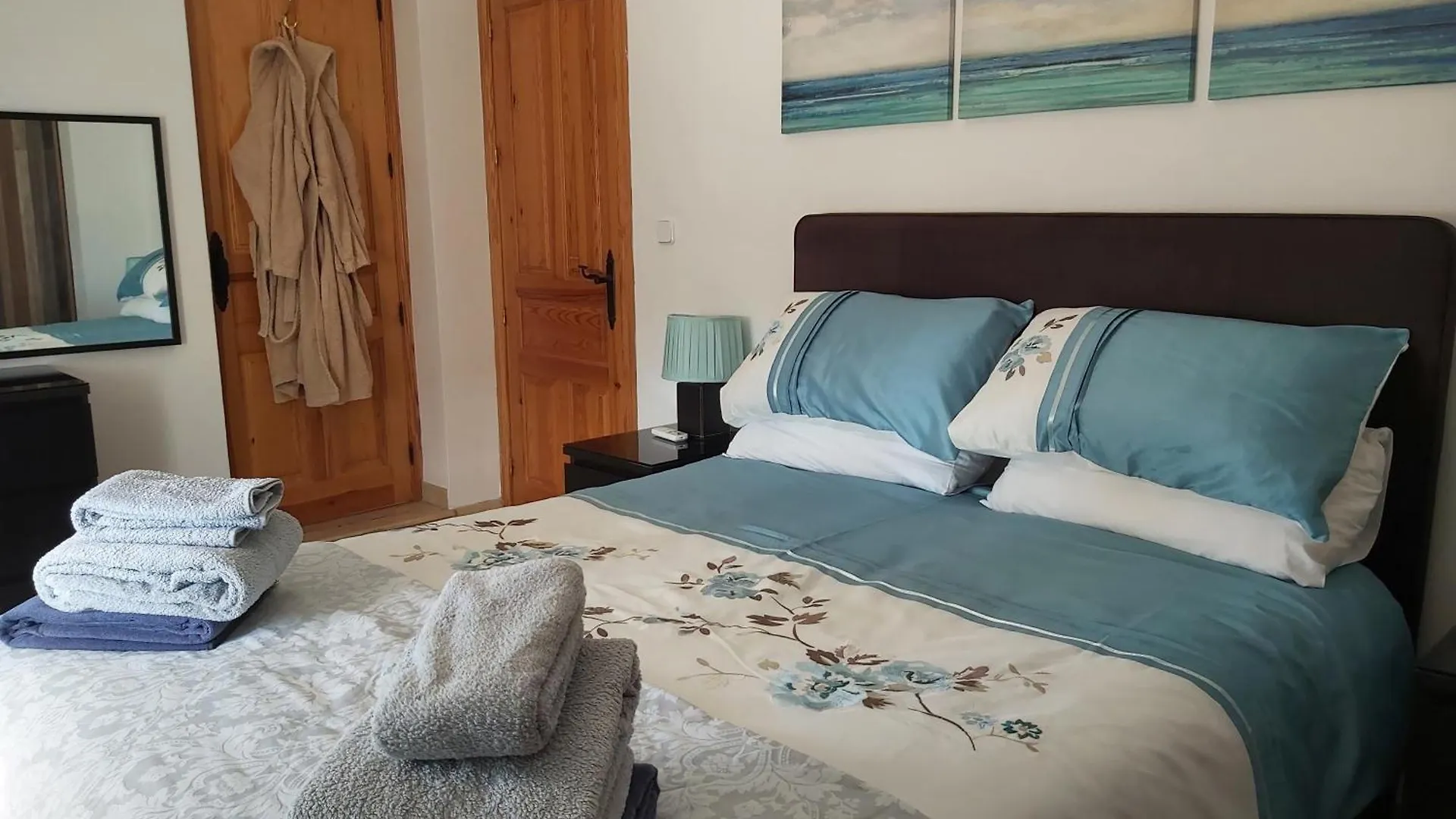 Casa Pino Solo Apartment Iznajar
